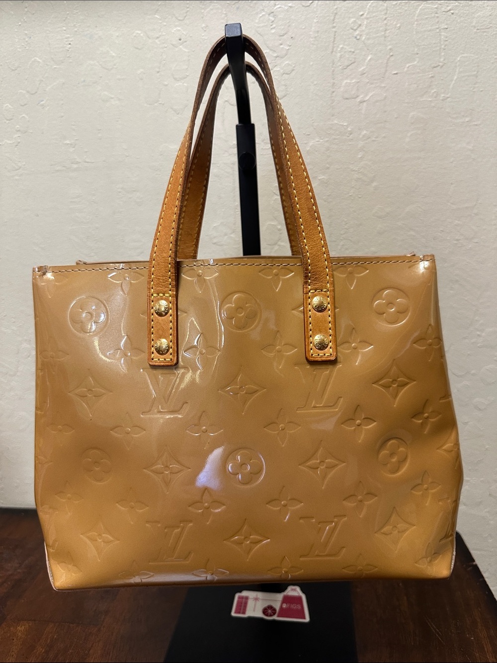 Louis Vuitton PM Reade in Dark Beige